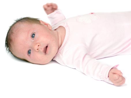 Бебето общува с родителите си без думи